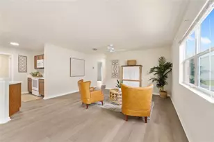 3404 Carrabelle Ct, The Villages, FL 32163 - Photo 10