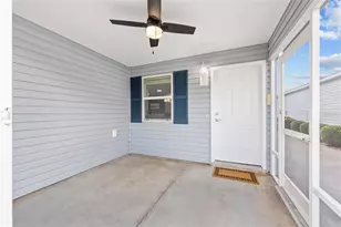 3404 Carrabelle Ct, The Villages, FL 32163 - Photo 4