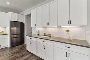 415 N Dixie Dr, Howey in the Hills, FL 34737 - Photo 22