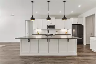 415 N Dixie Dr, Howey in the Hills, FL 34737 - Photo 16