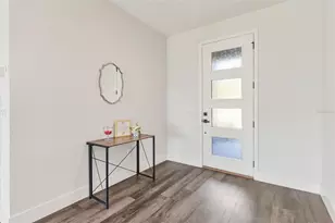 415 N Dixie Dr, Howey in the Hills, FL 34737 - Photo 10