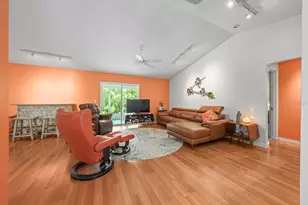 658 Clark Ct, Mount Dora, FL 32757 - Photo 12