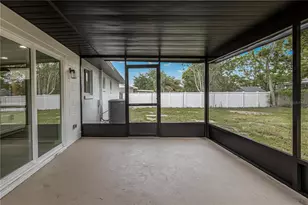 2710 Lakewood Ln, Eustis, FL 32726 - Photo 20