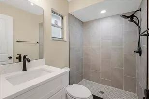 2710 Lakewood Ln, Eustis, FL 32726 - Photo 8