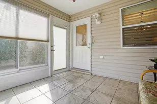 1018 Ridgeville Rd, The Villages, FL 32162 - Photo 4