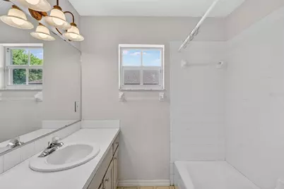 4873 Marsh Harbor Drive, Tavares, FL 32778 - Photo 14