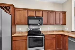 28931 Beauclaire Dr, Tavares, FL 32778 - Photo 12