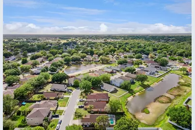 2133 Hunters Greene Drive, Lakeland, FL 33810 - Photo 6