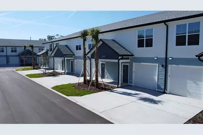 1075 E Caroline Street, Tavares, FL 32778 - Photo 1