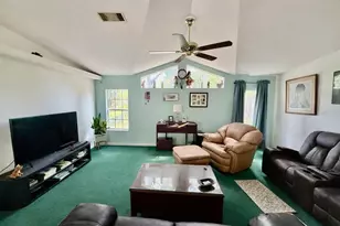 16955 SE 249th Terrace, Umatilla, FL 32784 - Photo 4