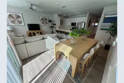 1057 E Caroline Street, Tavares, FL 32778 - Photo 2