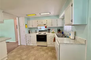 114 Aspen Cir, Leesburg, FL 34748 - Photo 34