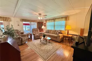 344 Hawthorne Blvd, Leesburg, FL 34748 - Photo 2