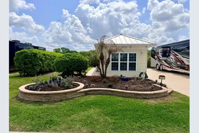 4721 SE 94th Avenue, Webster, FL 33597 - Photo 2