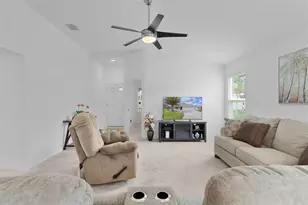 733 Jason Dr, Lady Lake, FL 32159 - Photo 8