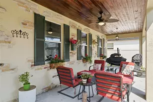 1128 Whitewater Bay Dr, Groveland, FL 34736 - Photo 28