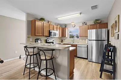 2543 Raintree Drive, The Villages, FL 32162 - Photo 4