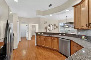 21635 Stirling Pass, Leesburg, FL 34748 - Photo 22