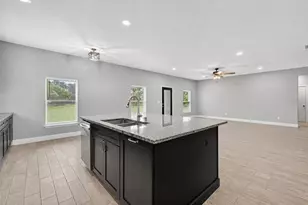 22431 Loop Rd, Groveland, FL 34736 - Photo 4