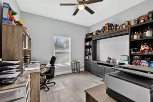 22431 Loop Rd, Groveland, FL 34736 - Photo 16