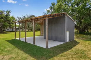 22431 Loop Rd, Groveland, FL 34736 - Photo 22