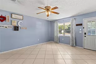 1101 Spruce Ct, Tavares, FL 32778 - Photo 8