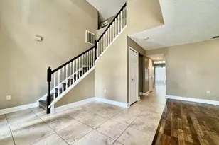 800 Clear Brook Ct, Fruitland Park, FL 34731 - Photo 2