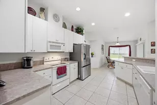 4913 Rainbow Trout Rd, Tavares, FL 32778 - Photo 10