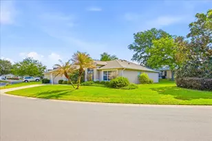 4913 Rainbow Trout Rd, Tavares, FL 32778 - Photo 2