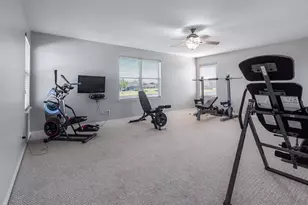 7351 Spring Mountain Ln, Yalaha, FL 34797 - Photo 32