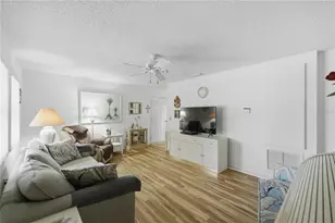 17981 SE 106th Ct, Summerfield, FL 34491 - Photo 6