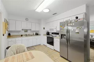 17981 SE 106th Ct, Summerfield, FL 34491 - Photo 10