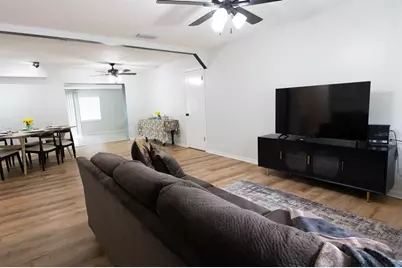 207 Mandarin Ln, Fruitland Park, FL 34731 - Photo 6