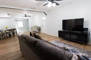 207 Mandarin Ln, Fruitland Park, FL 34731 - Photo 6