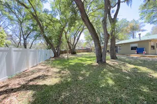 207 Mandarin Ln, Fruitland Park, FL 34731 - Photo 70