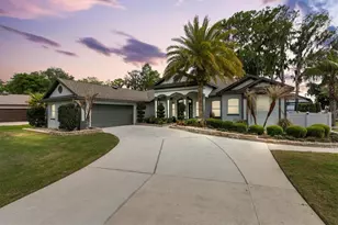 12114 Eagle Point Ct, Leesburg, FL 34788 - Photo 1