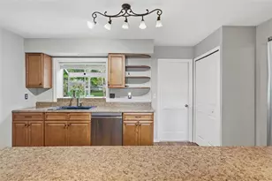 9015 Village Green Blvd, Clermont, FL 34711 - Photo 10