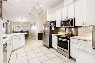 6050 Sailboat Ave, Tavares, FL 32778 - Photo 6