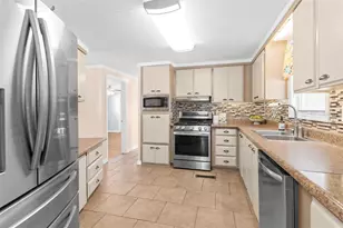 2621 Carpenter Pl, Leesburg, FL 34748 - Photo 8