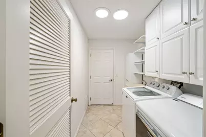 17984 SE 89th Rothway Court, The Villages, FL 32162 - Photo 32