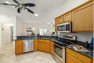17984 SE 89th Rothway Ct, The Villages, FL 32162 - Photo 18