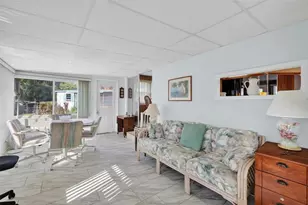 31701 Kelly Cir, Tavares, FL 32778 - Photo 10