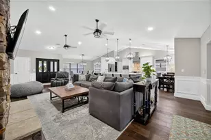 1324 Otters View Ct, Fruitland Park, FL 34731 - Photo 10