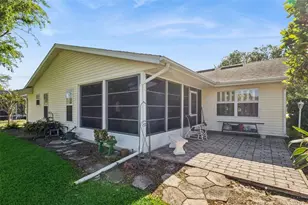 27110 Racquet Cir, Leesburg, FL 34748 - Photo 14