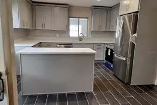 3246 NE 7th Ln, Ocala, FL 34470 - Photo 12