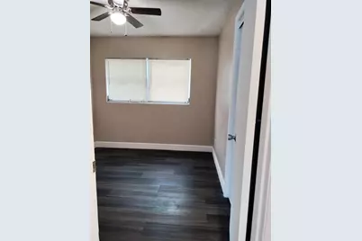 3246 NE 7th Lane, Ocala, FL 34470 - Photo 2