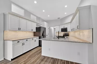 6027 Spring Creek Court, Mount Dora, FL 32757 - Photo 12