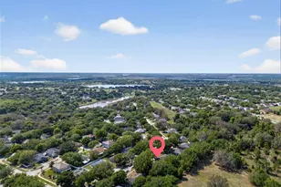 1305 Windy Bluff Dr, Minneola, FL 34715 - Photo 6