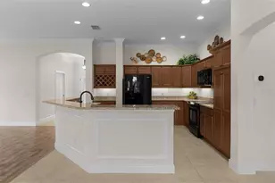 2028 Glenarden Path, The Villages, FL 32163 - Photo 8