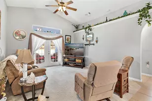 93 Fairway Cir, Umatilla, FL 32784 - Photo 8